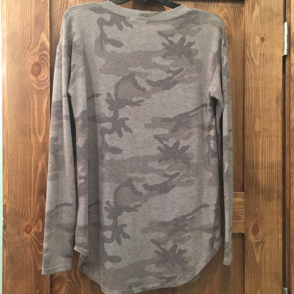 Camouflage Top - Picture 6 of 7
